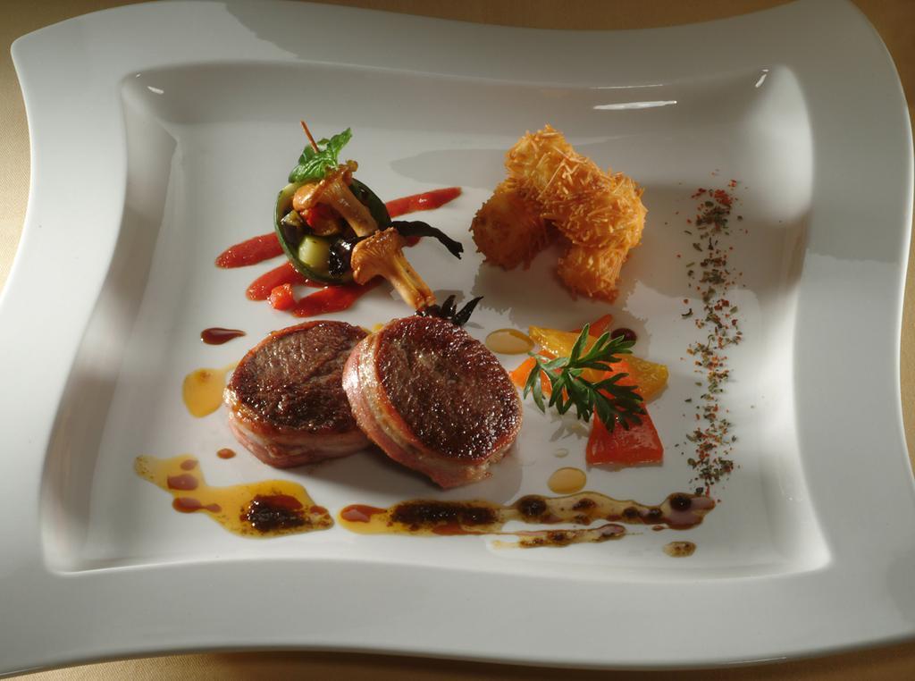 Hotel Forum Martigny Екстериор снимка
