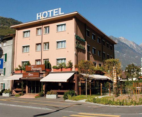 Hotel Forum Martigny Екстериор снимка